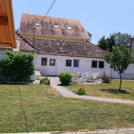 Villa Vanilia Keszthely Exterior photo